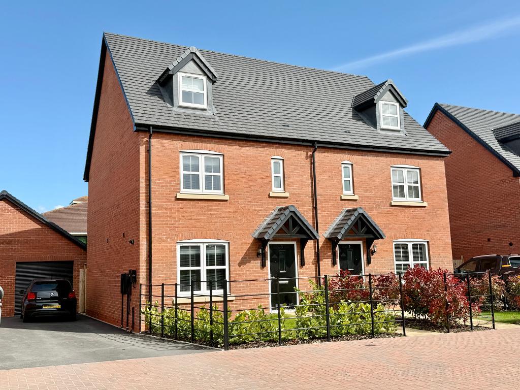Windhover Road, Stratford upon Avon, CV37 7FY