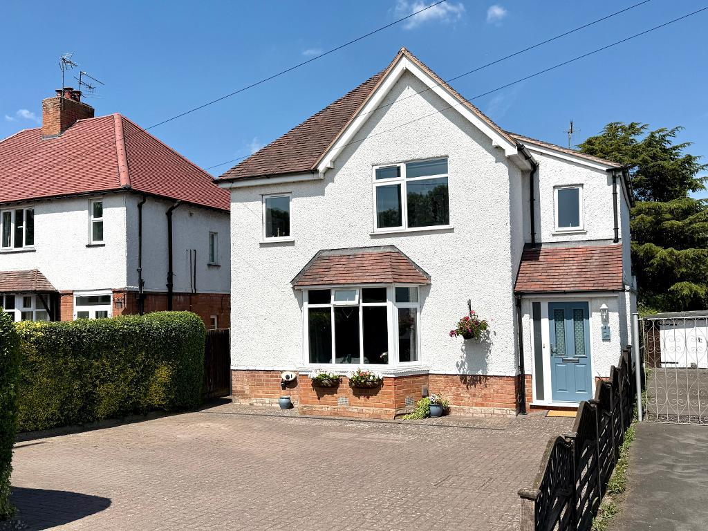 Alcester Road, Stratford upon Avon, CV37 9DP